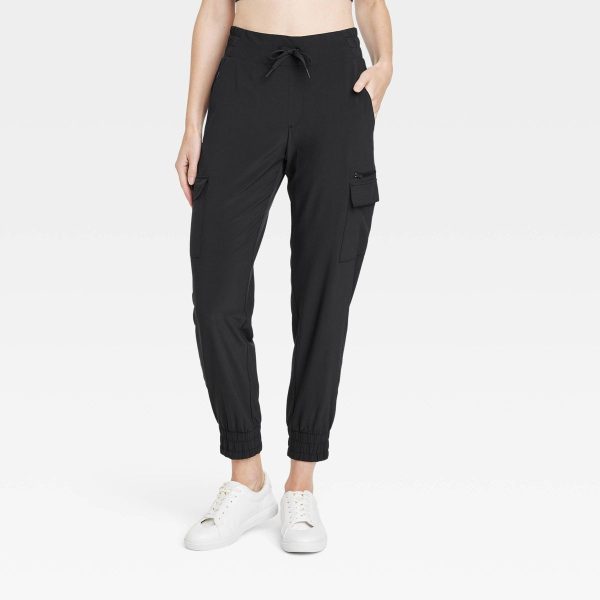 Women's Active Light Mid-Rise Cargo Jogger Pants